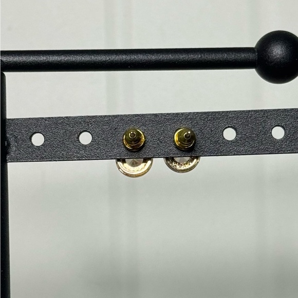 NWOT 1cm Diamond Studs - Picture 5 of 8